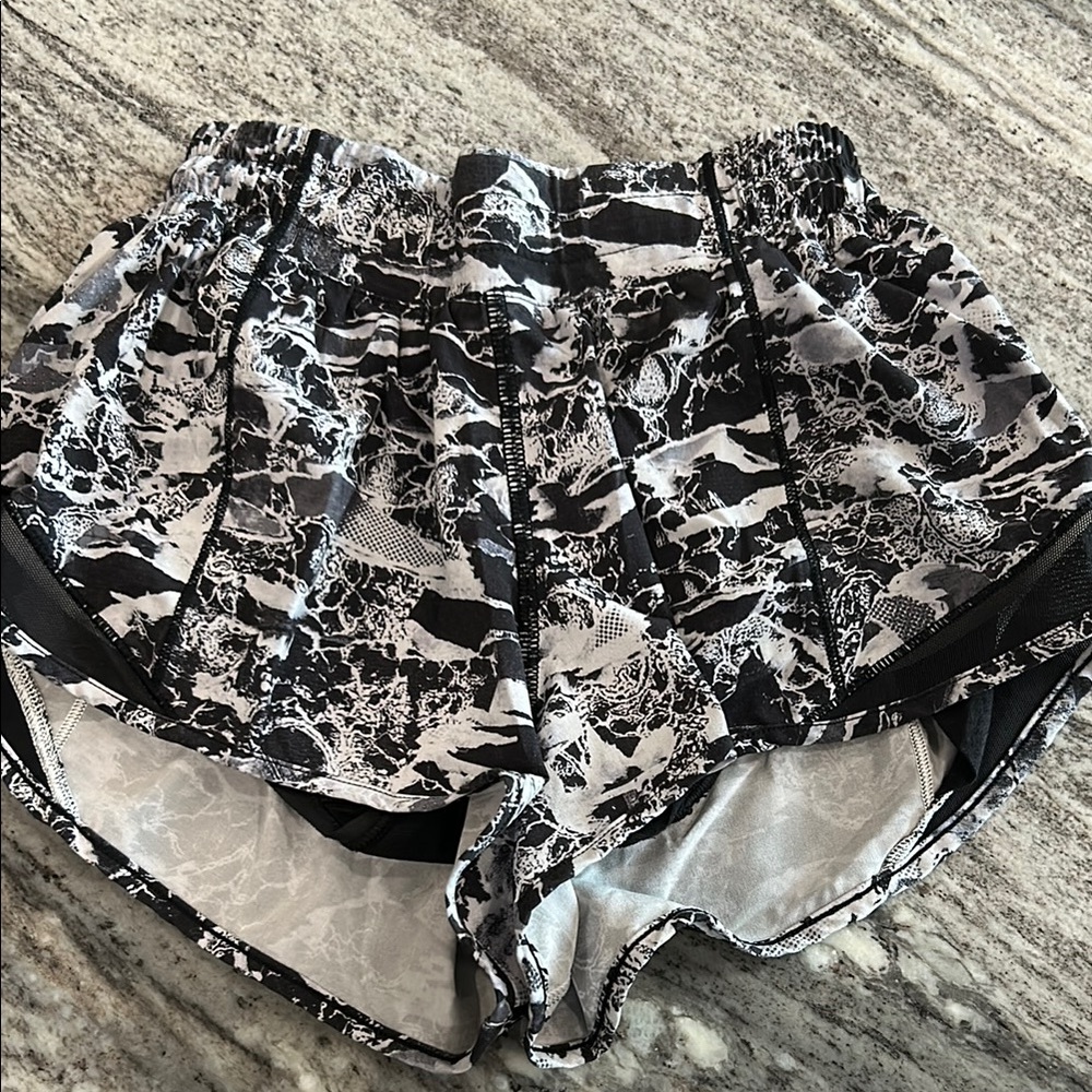 Lululemon Kids Athletic Shorts size S